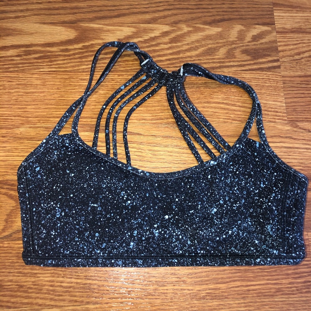 Lulu lemon size 4 sports bra